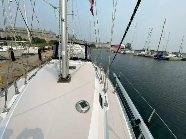 Catalina 355