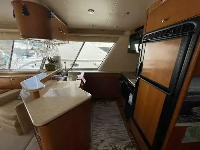 Meridian 490 Pilothouse