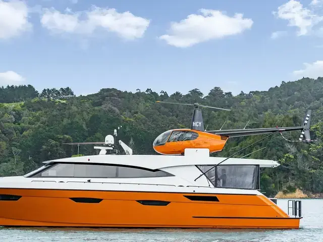 Valder Yachts Power Cat