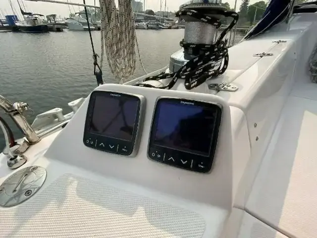 Catalina 355