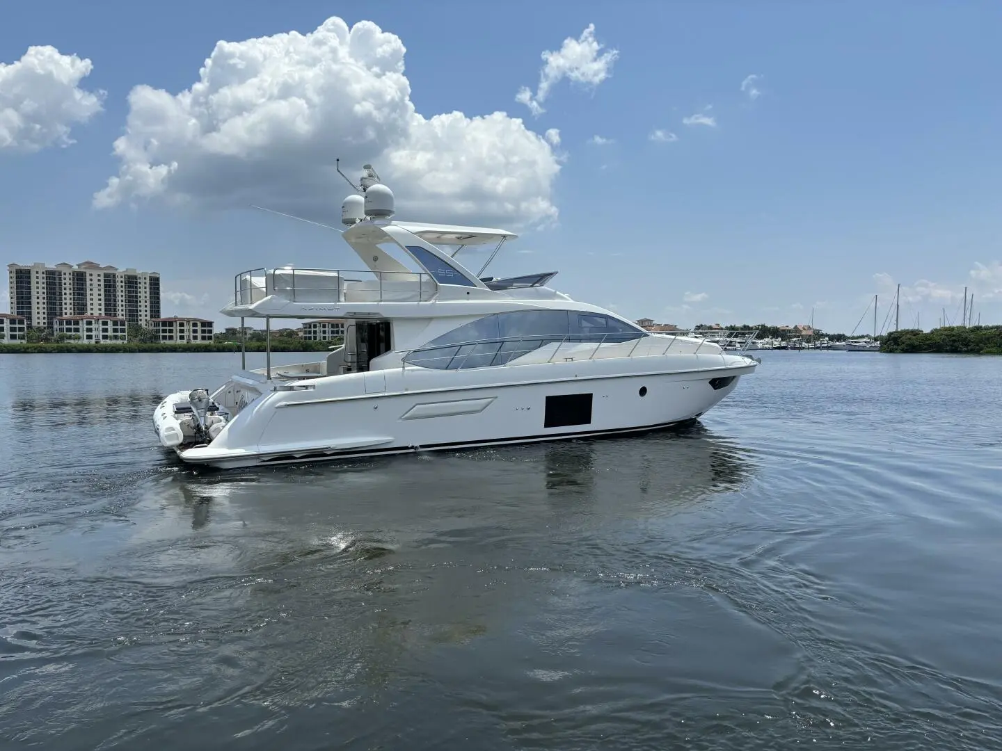 2019 Azimut 55 motor yacht