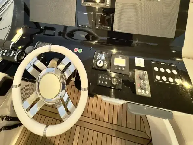 Azimut 55