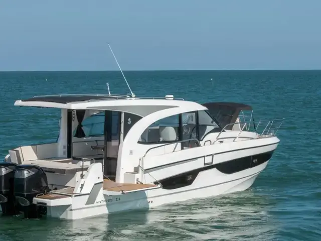 Beneteau Antares 11