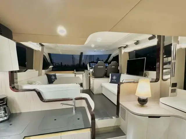 Azimut 55