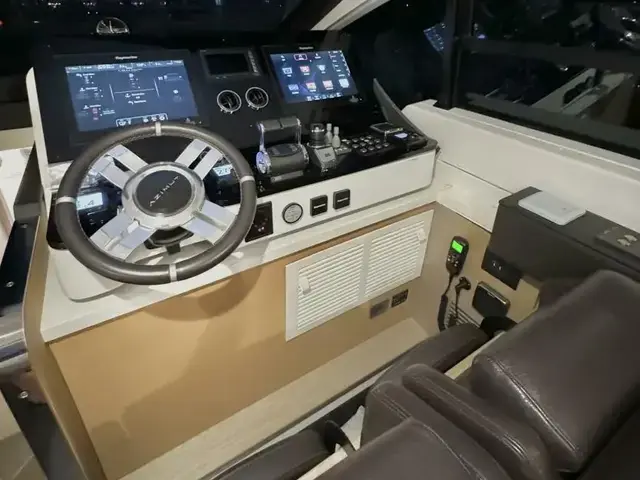 Azimut 55