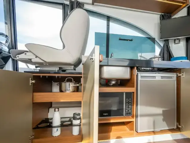 Beneteau Antares 11