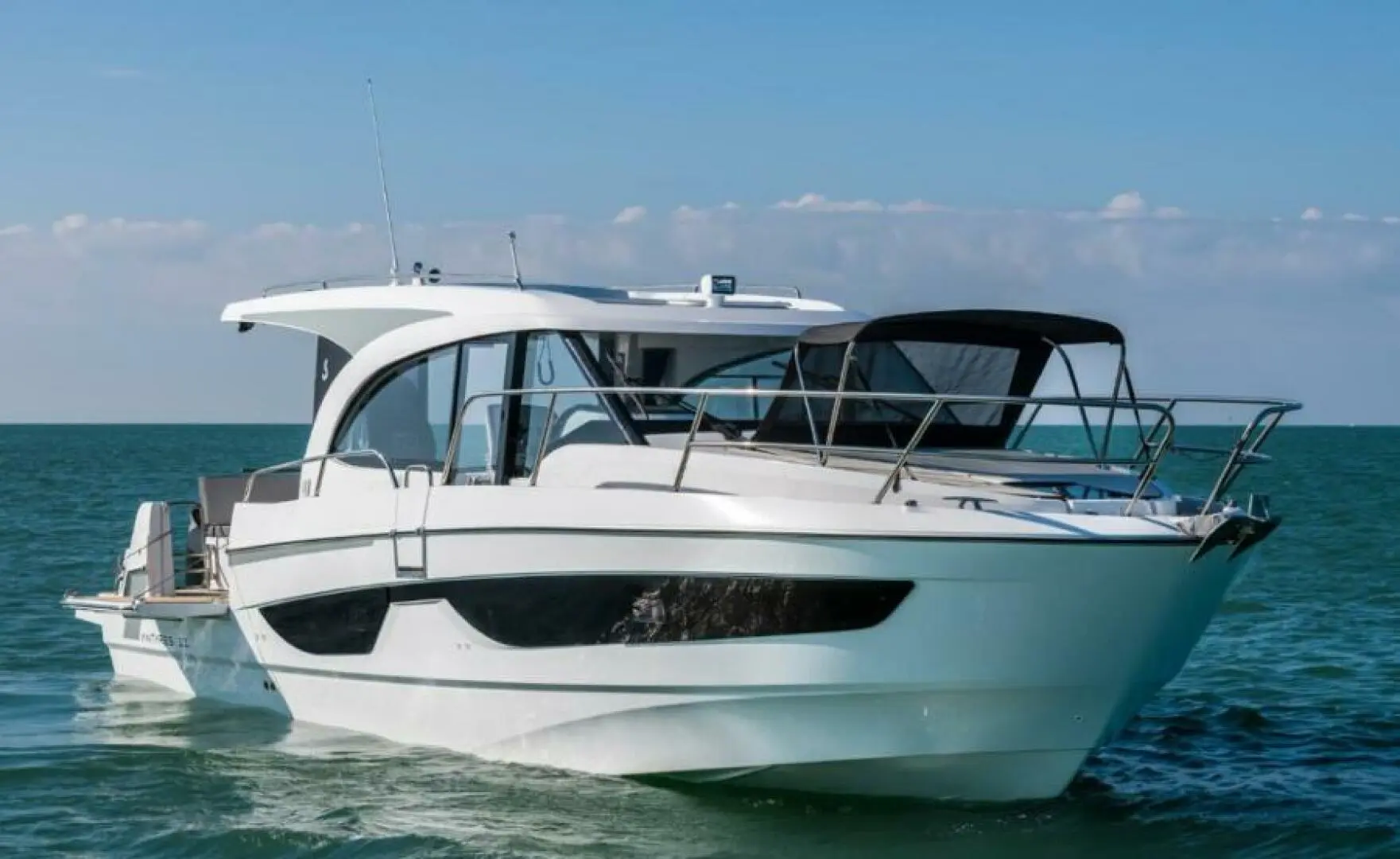 2025 Beneteau antares 11