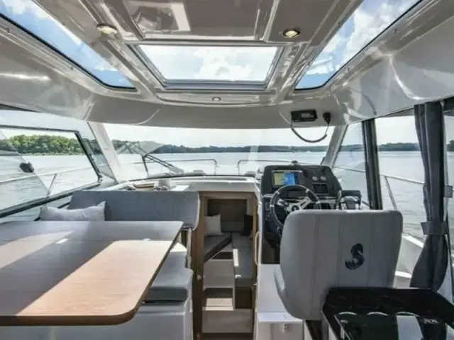 Beneteau Antares 9