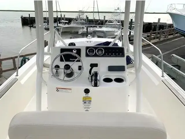 Boston Whaler 190 Montauk