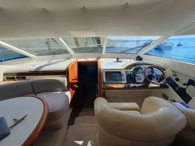 Fairline Squadron 55