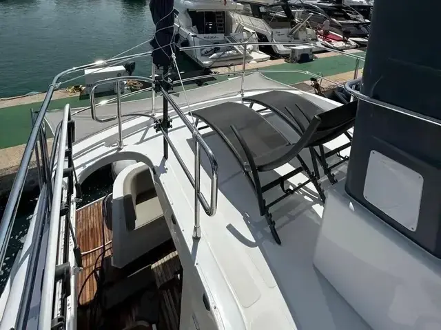 Azimut Magellano 43