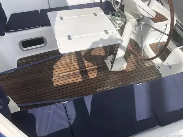 Jeanneau Sun Odyssey 37