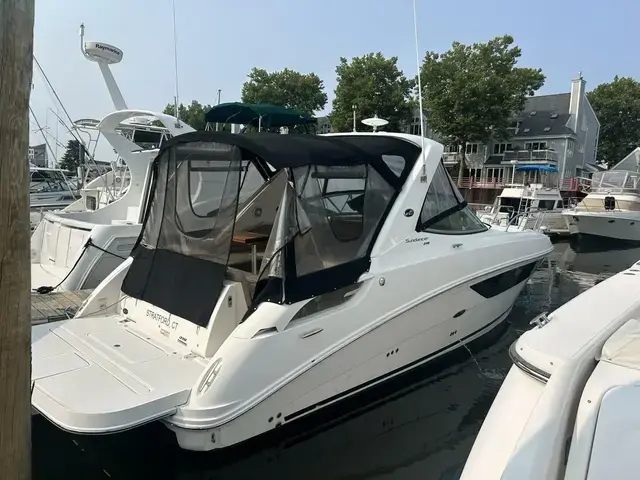 Sea Ray 33