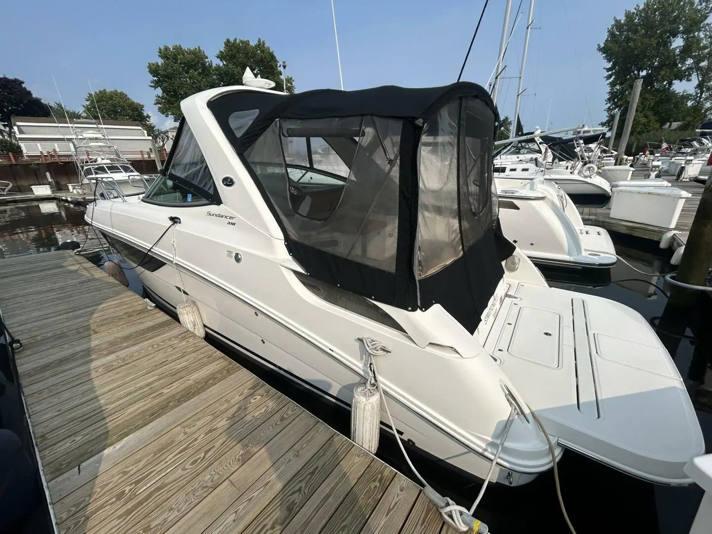 2016 Sea Ray 33