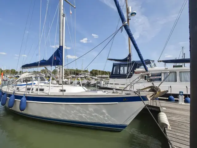 Hallberg-Rassy 39