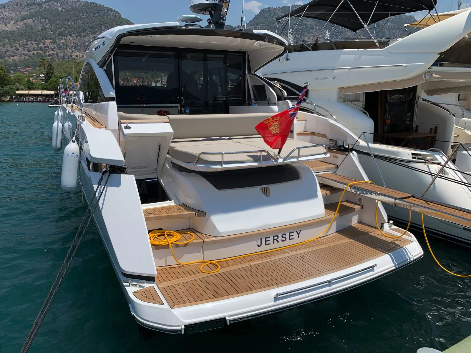 2021 Fairline 43-45