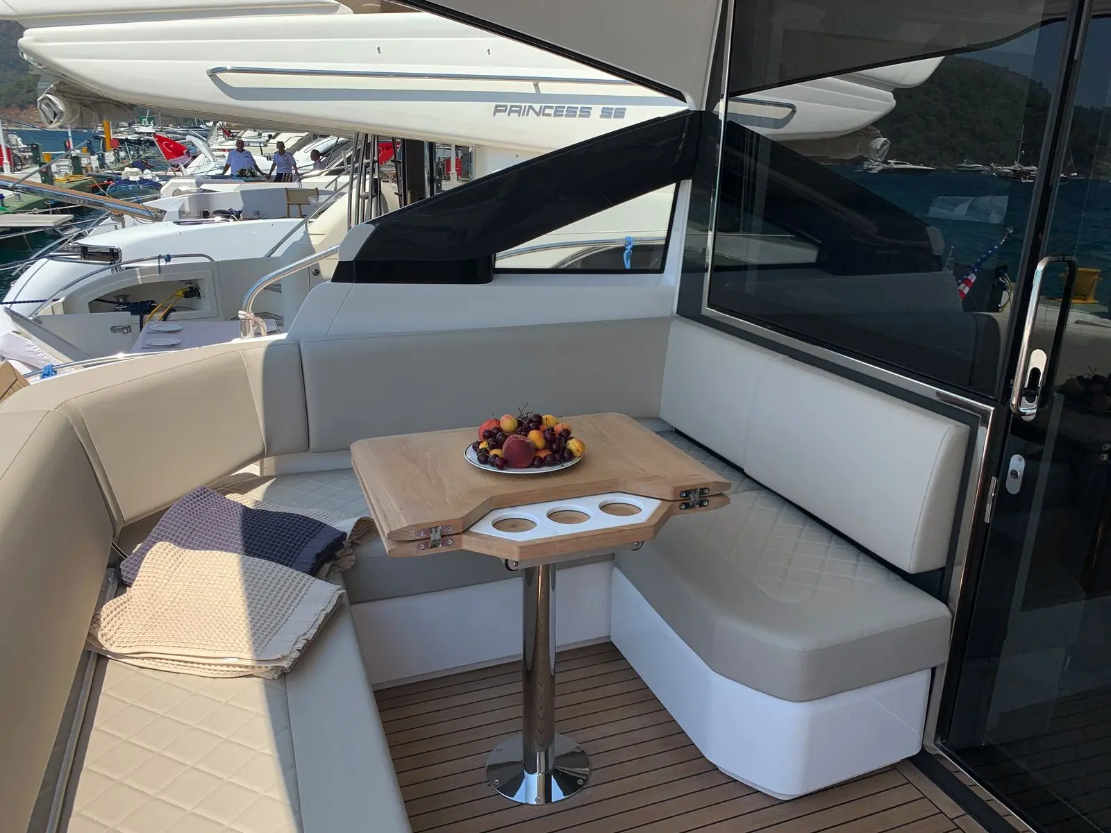 2021 Fairline 43-45