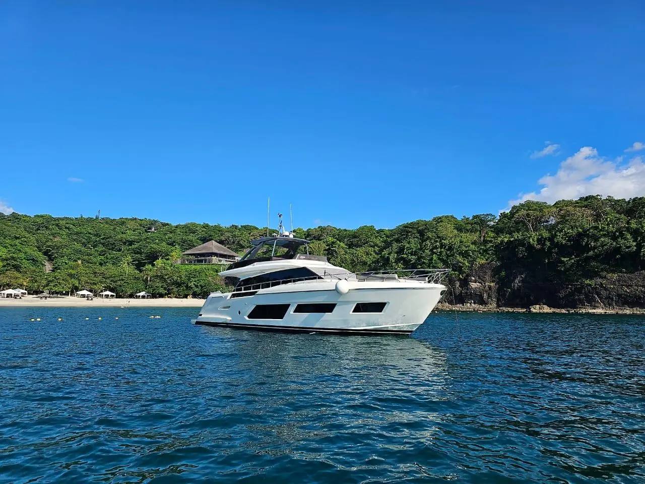 2020 Ferretti 670