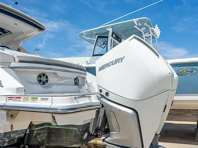 Sea Ray SLX 310 OB