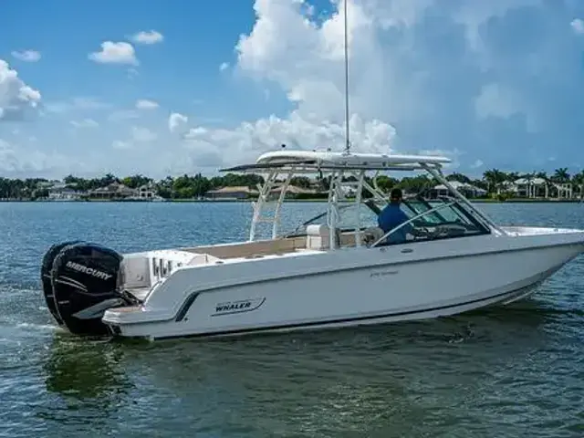 Boston Whaler 270 Vantage