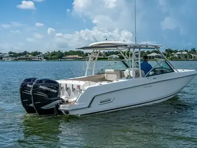 Boston Whaler 270 Vantage