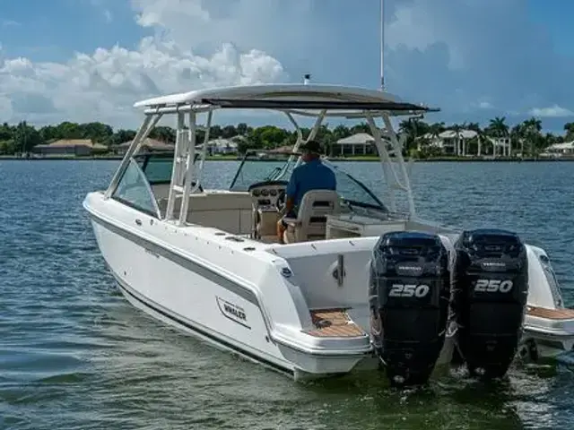 Boston Whaler 270 Vantage