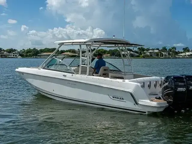 Boston Whaler 270 Vantage