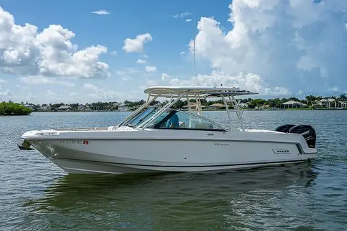 2018 Boston Whaler 270 vantage