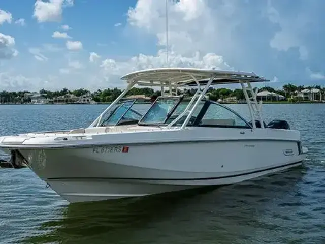 Boston Whaler 270 Vantage