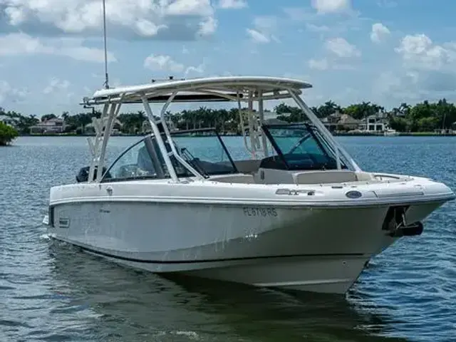 Boston Whaler 270 Vantage