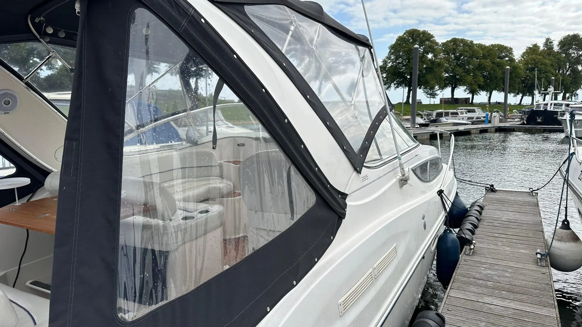 2000 Bayliner 285 cruiser