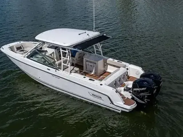 Boston Whaler 270 Vantage