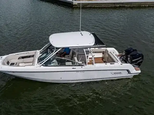 Boston Whaler 270 Vantage