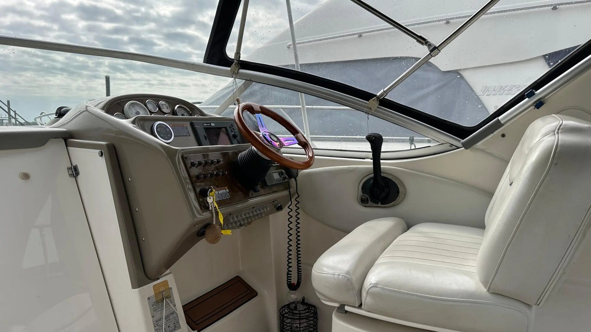 2000 Bayliner 285 cruiser