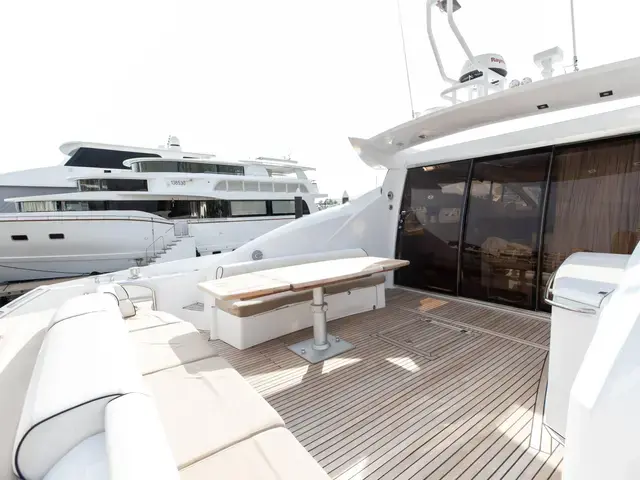 Sunseeker Predator 72