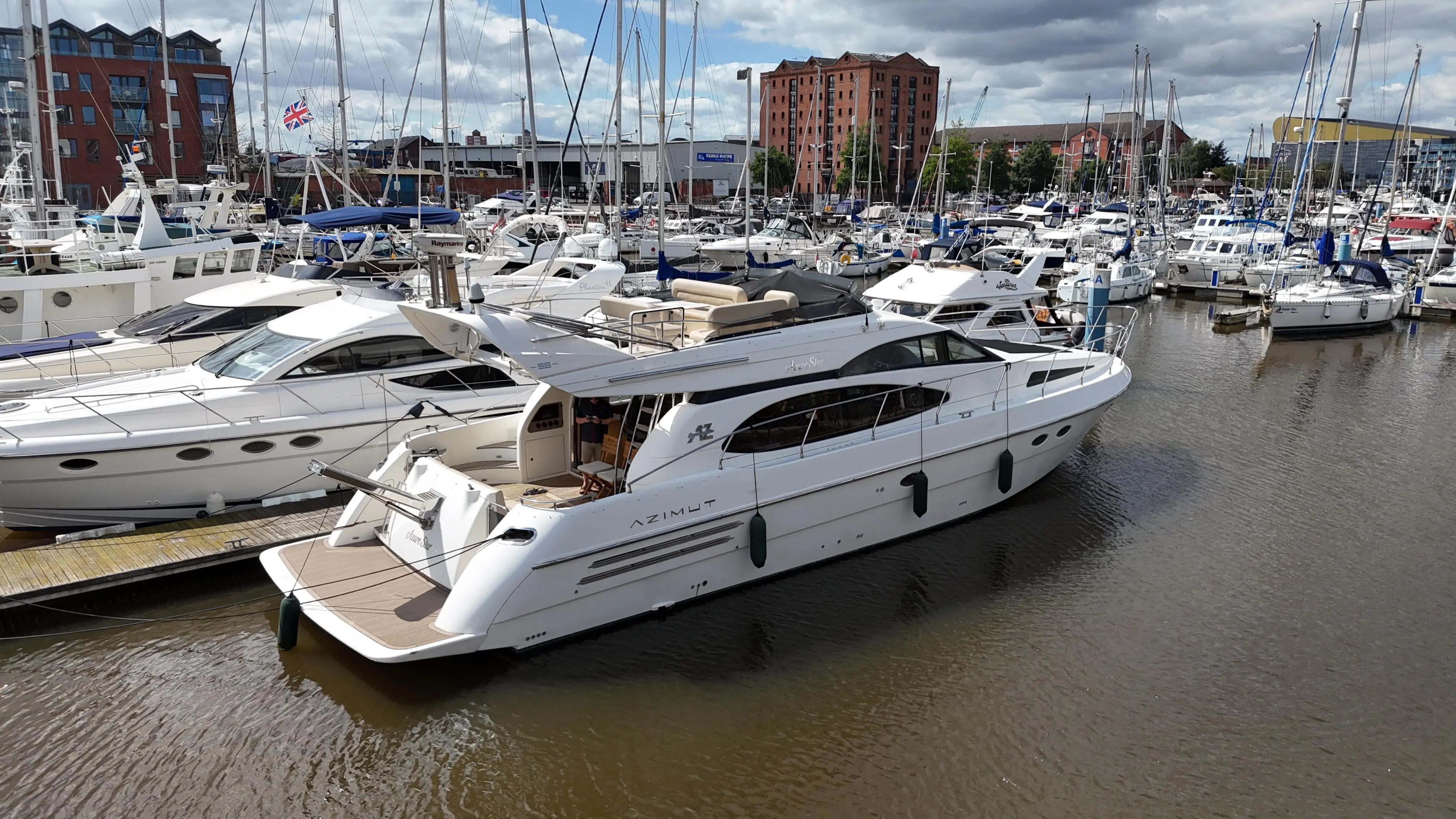 1996 Azimut 54