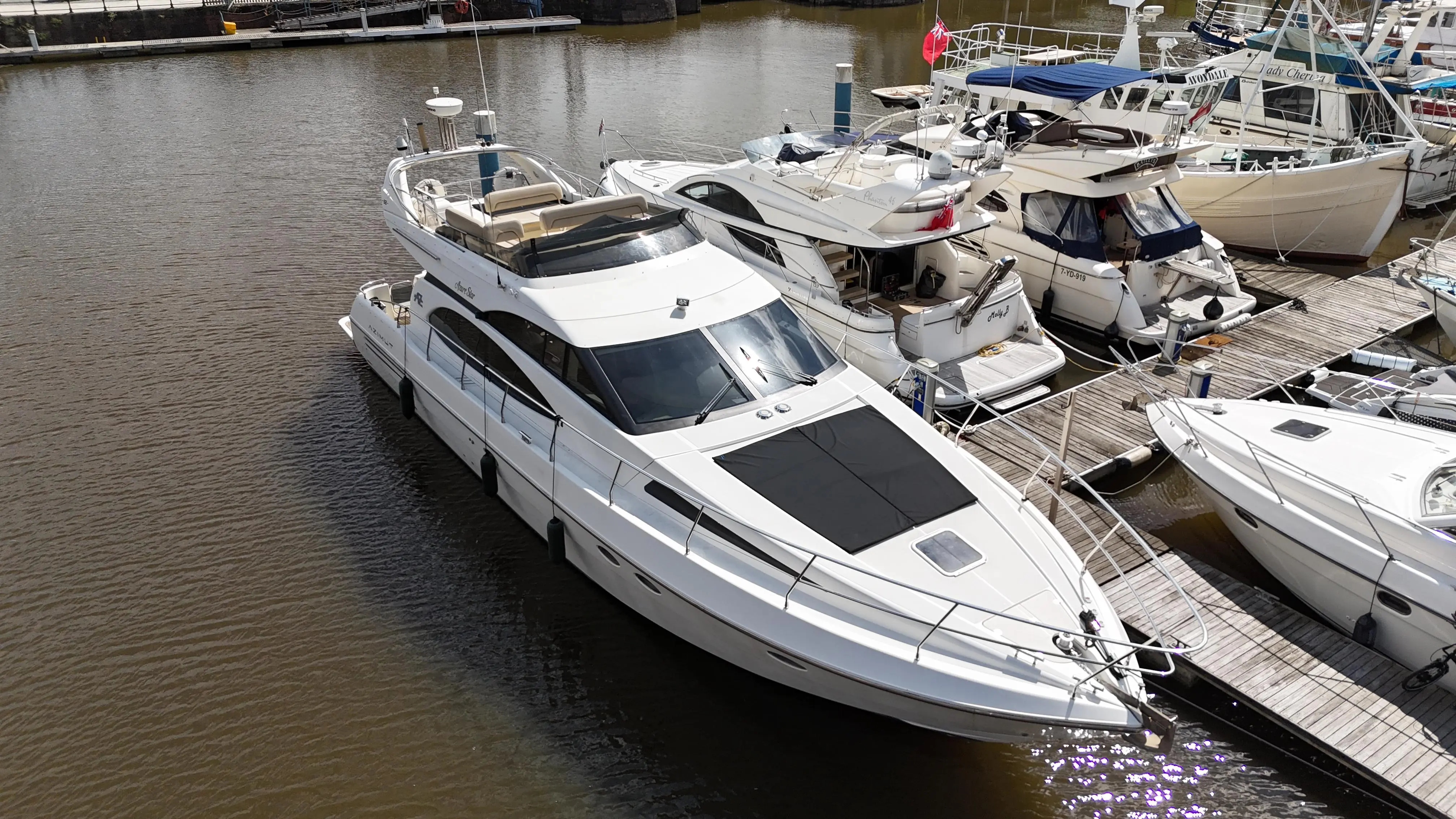 1996 Azimut 54