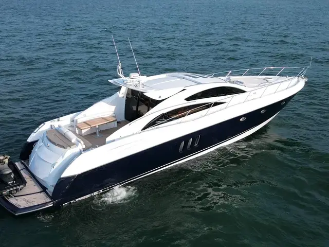 Sunseeker Predator 72