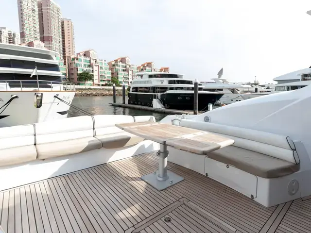 Sunseeker Predator 72