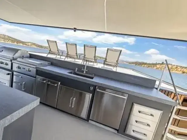 Houseboat Custom