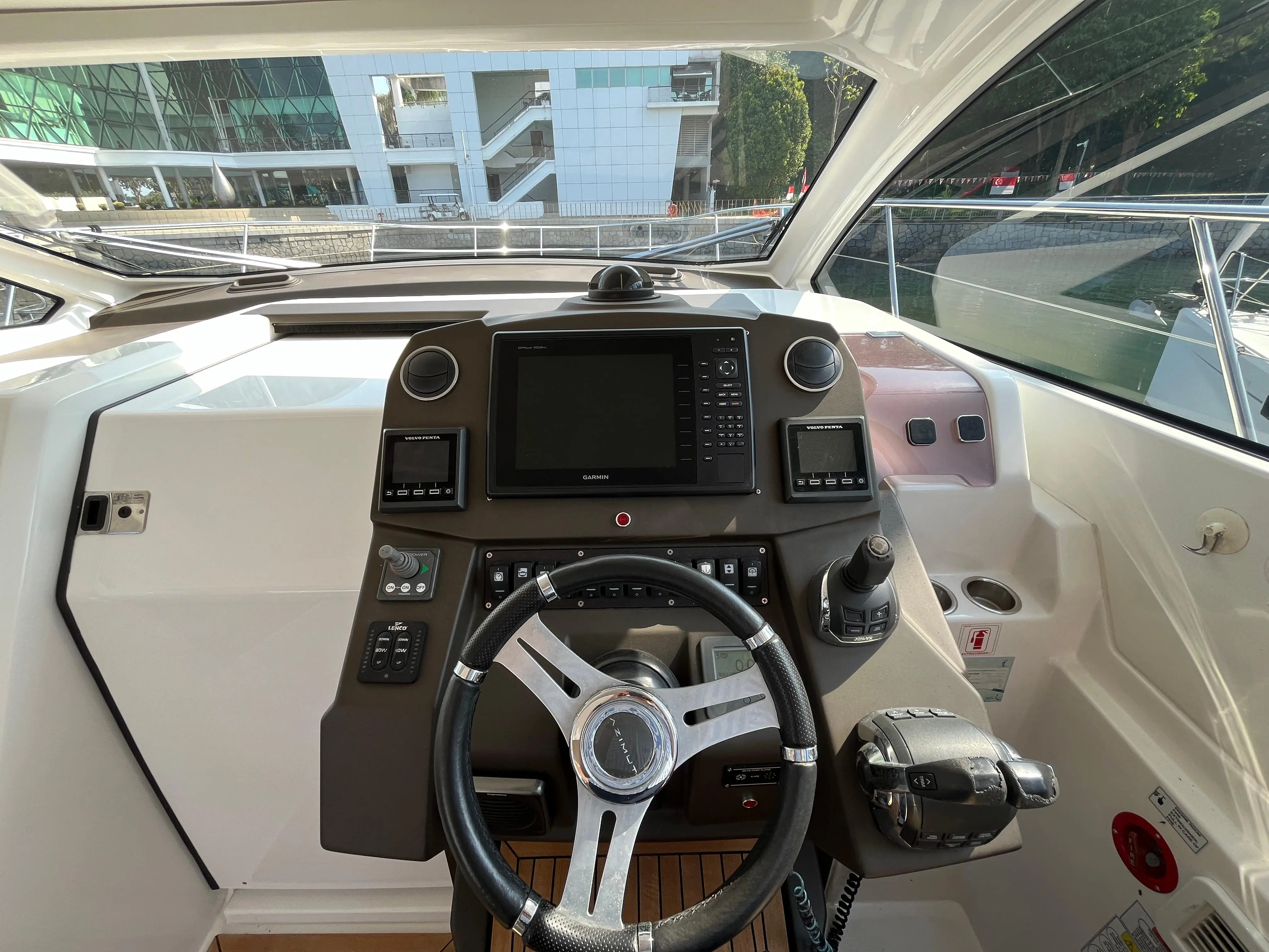 2017 Azimut atlantis 43