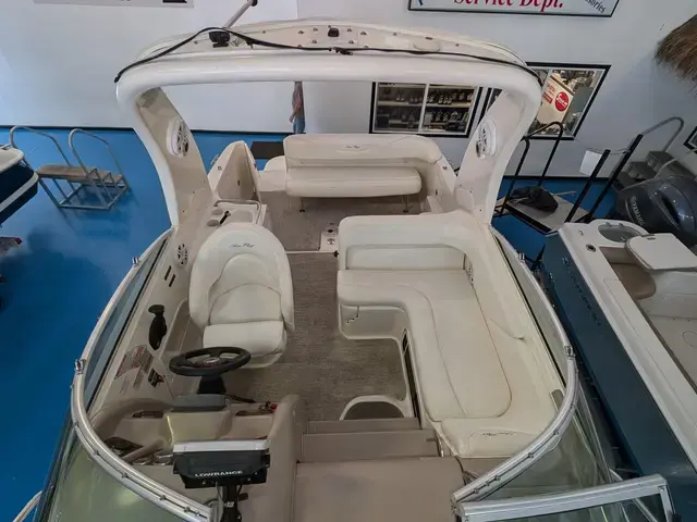 Sea Ray Sundancer 260