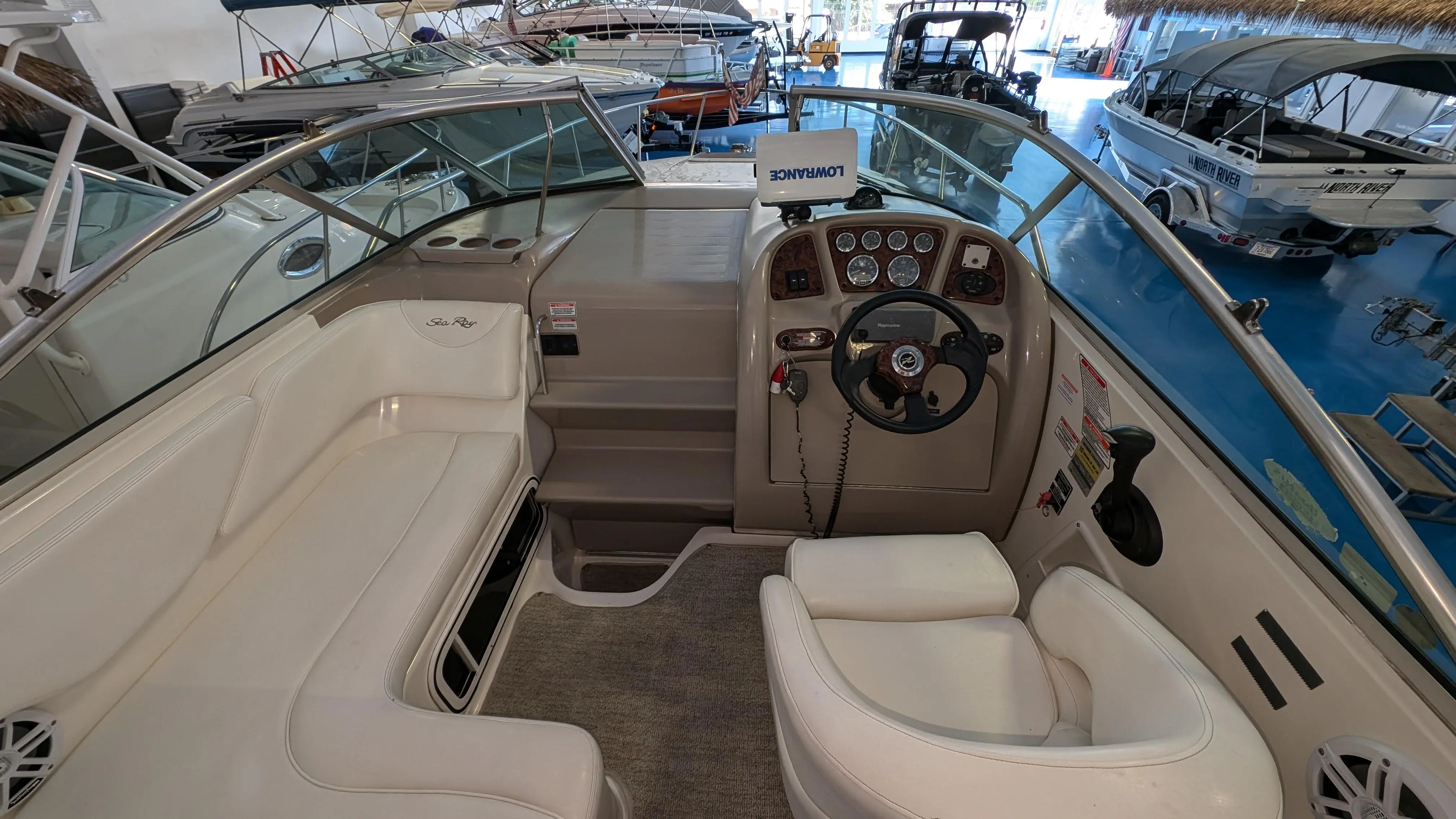 2004 Sea Ray sundancer 260