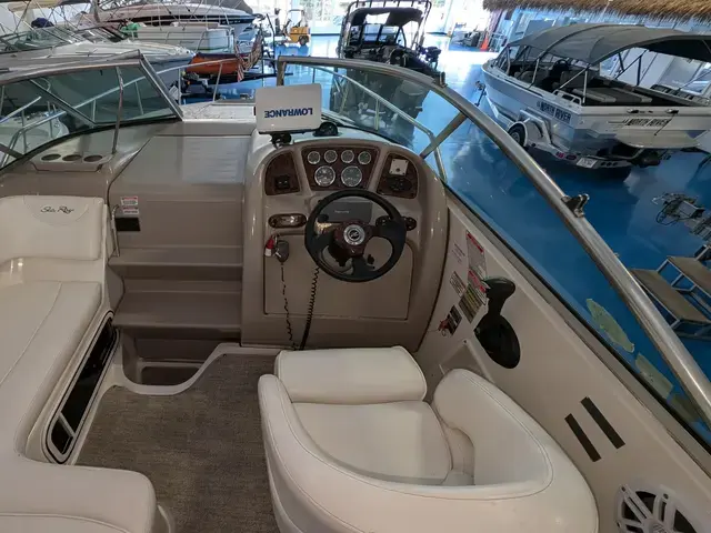 Sea Ray Sundancer 260