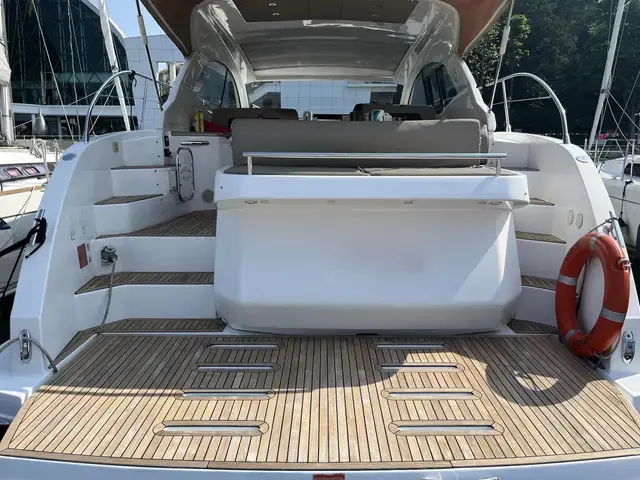 Azimut Atlantis 43