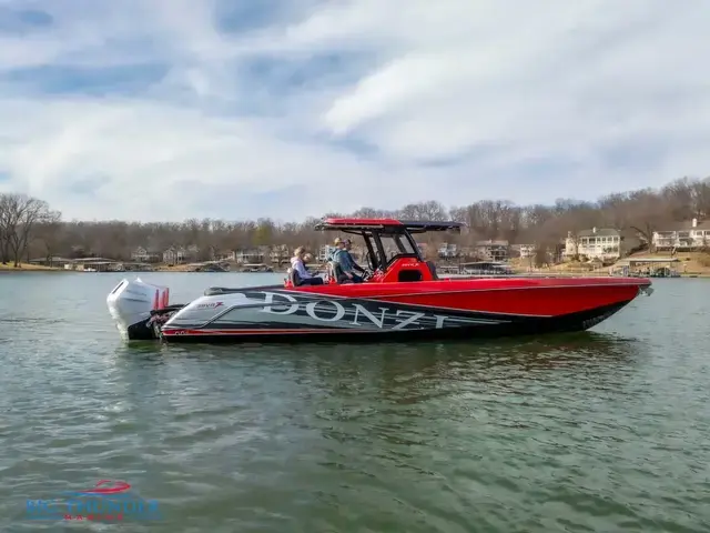 Donzi Boats 39