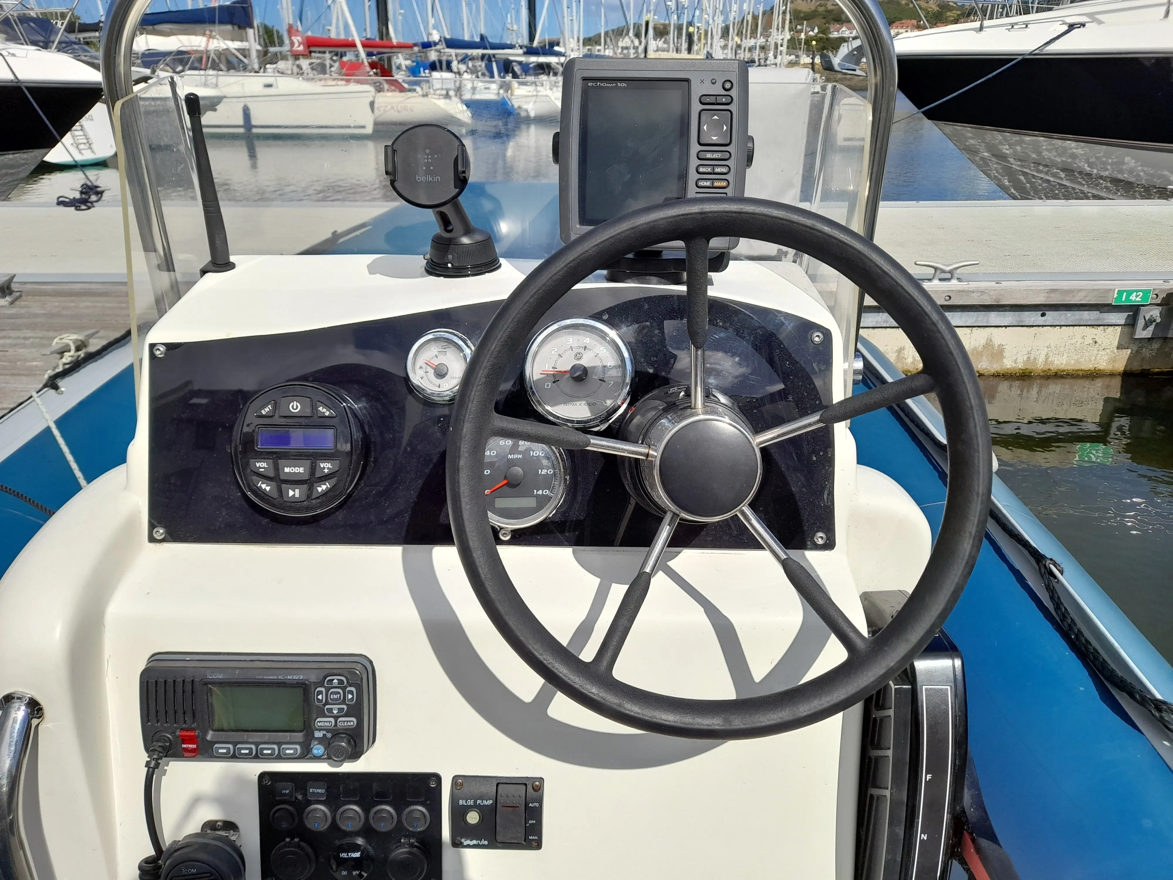 2012 Mercury 600 dm rib