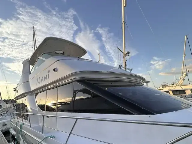 Carver 530 Voyager Pilothouse