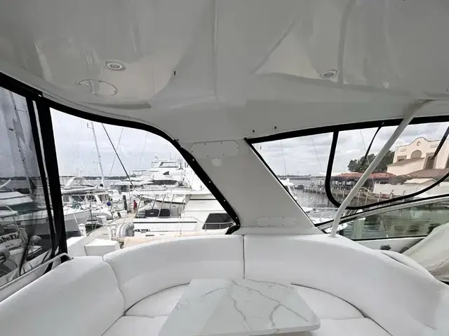 Carver 530 Voyager Pilothouse