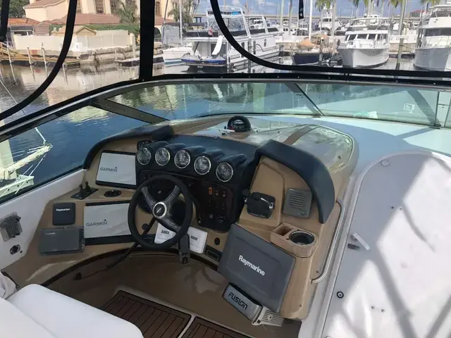 Carver 530 Voyager Pilothouse